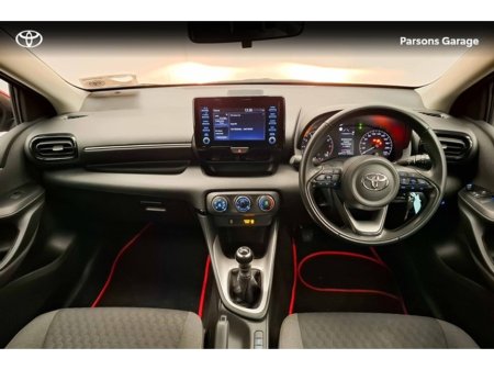2024 Toyota Yaris 1.5 LUNA 4DR €23,995 thumbnail