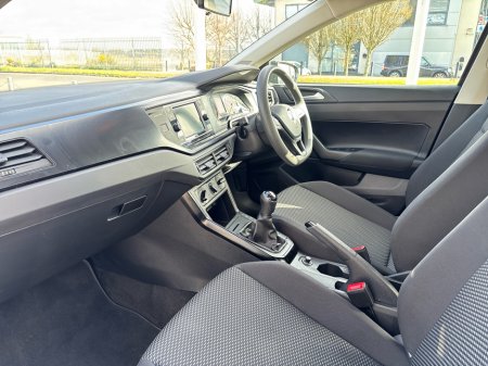 2021 Volkswagen Polo - thumbnail 2