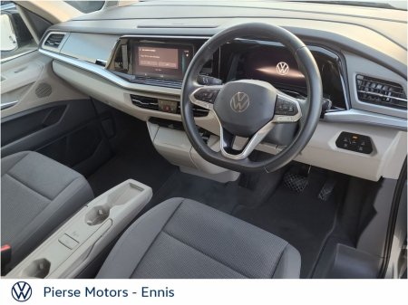 2025 Volkswagen Multivan - photo 2