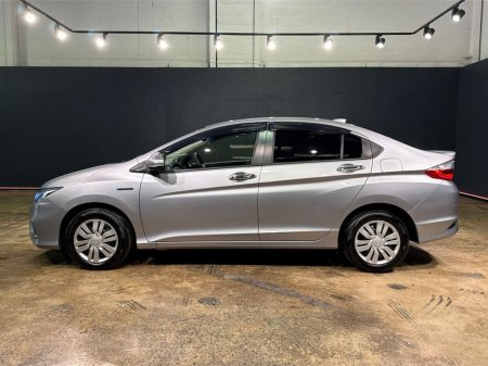 2019 Honda Grace - photo 6