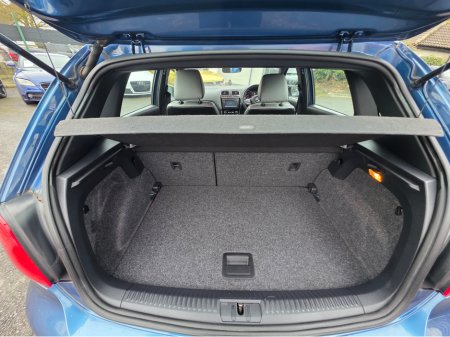 2015 Volkswagen Polo - thumbnail 12