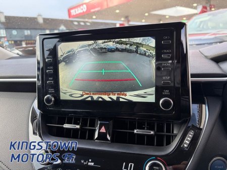 2022 Toyota Corolla HYB Luna Saloon 4DR AU €25,750 thumbnail