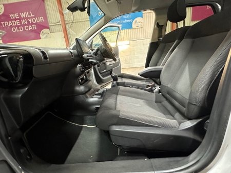 2017 Citroen C4 Cactus - thumbnail 7