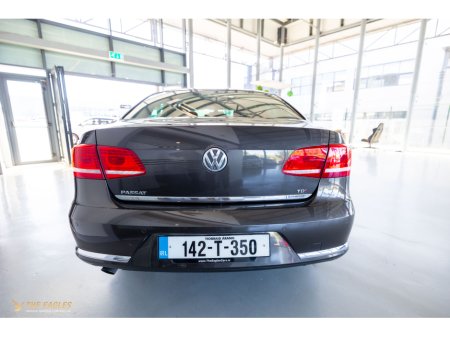 2014 Volkswagen Passat HIGHLINE 1.6 TDI MANUAL 6SPEED FWD BLUEMOTION 105HP 4DR €7,950 thumbnail