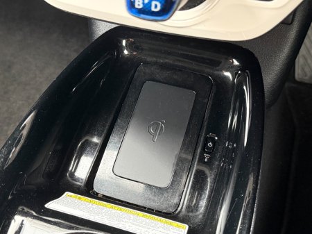 2018 Toyota Prius - thumbnail 21