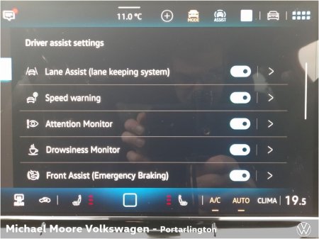 2026 Volkswagen T-Roc - thumbnail 17