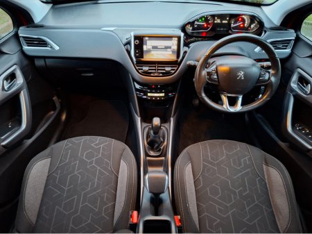 2016 Peugeot 2008 ACTIVE 1.2 PURETECH 82 4DR €8,950 thumbnail