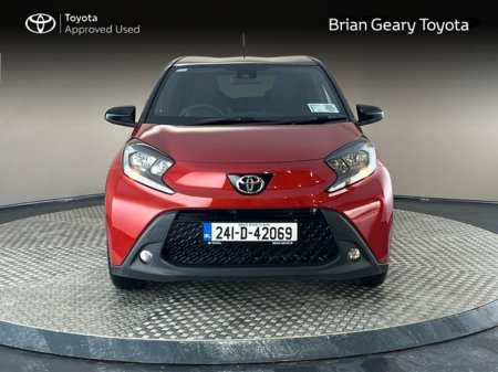 2024 Toyota Aygo X AYGO X DESIGN €19,950 thumbnail