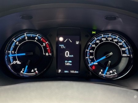 2026 Toyota Hilux Hilux 2.8 MHEV Invincible €49,972 thumbnail