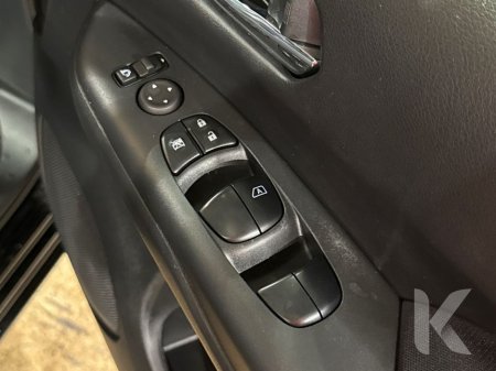 2022 Nissan Serena - thumbnail 18