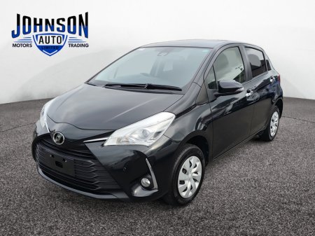 2019 Toyota Vitz - thumbnail 1