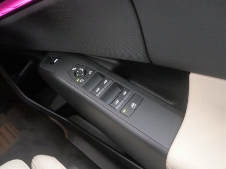 2025 BMW X3 20 xDrive xLine €77,500 thumbnail