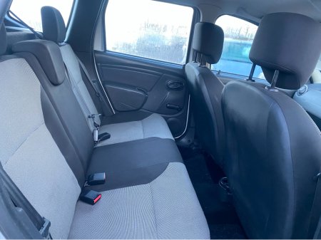 2015 Dacia Duster ALTERNATIVE 1.5 DCI 110 €6,950 thumbnail