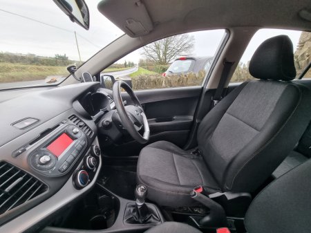 2012 Kia Picanto 2012 KIA PICANTO 1.0L BARGAIN NCT&TAX €2,555 €2,555 thumbnail