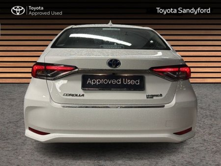 2023 Toyota Corolla HYBRID LUNA AUTO SALOON // TOYOTA SAFETY SENSE // REAR CAMERA // BLUETOOTH // AIR CON // TOYOTA WARRANTY €26,945 thumbnail