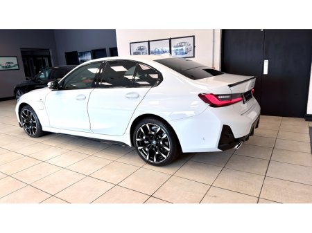 2025 BMW 3 Series - thumbnail 9