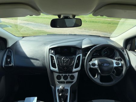 2013 Ford Focus - thumbnail 12