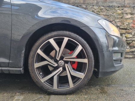 2013 Volkswagen Golf 1.6 TDI 105HP TRENDLINE €4,999 thumbnail