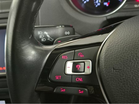 2016 Volkswagen Polo **HIGHLINE**AUTO**LEATHER/ALCANTARA SEATS**HEATED SEATS**ANDROID/APPLE MEDIA RADIO**DISTRONIC CRUISE CONTROL**LED HEADLAMPS**CLIMATE CONTROL**REVERSE CAMERA**AUTO LIGHTS**FOLDING MIRRORS**PADEL SHIFT* €13,899 thumbnail