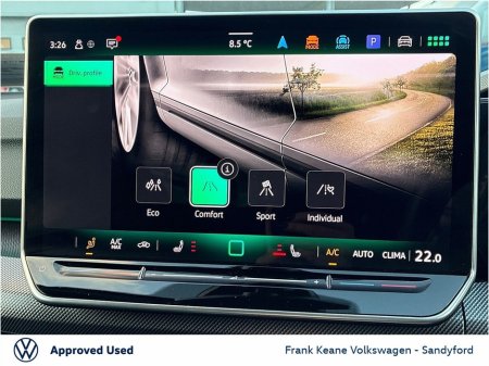 2025 Volkswagen Golf *R-LINE* 1.5TSI 150HP Manual @Frank Keane Volkswagen South Dublin €36,495 thumbnail