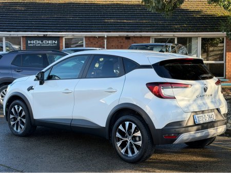 2023 Renault Captur Keyless Entry thumbnail