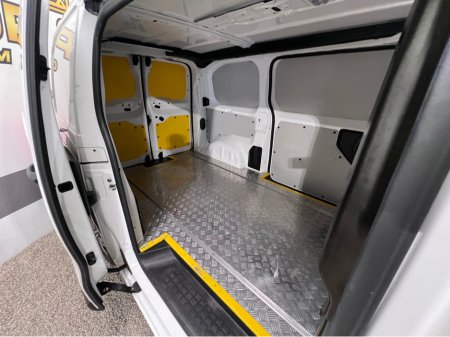 2019 Peugeot Expert PROFESSIONAL L1 BL €14,800