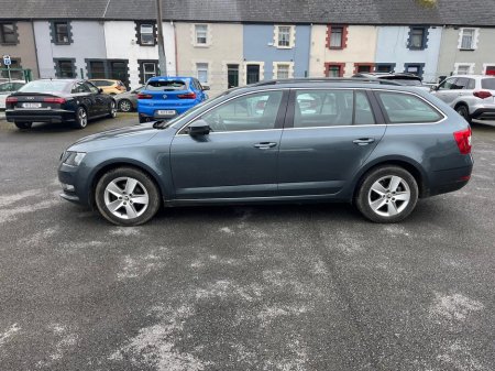 2020 Skoda Octavia - thumbnail 8