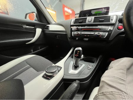 2017 BMW 1 Series - thumbnail 15