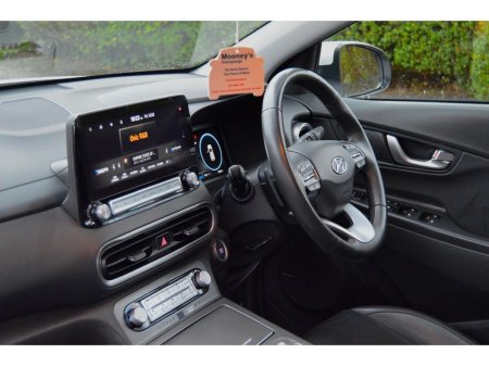 2022 Hyundai Kona Kona EV Premium 39 kWh thumbnail