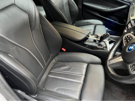 2022 BMW 5 Series - thumbnail 12