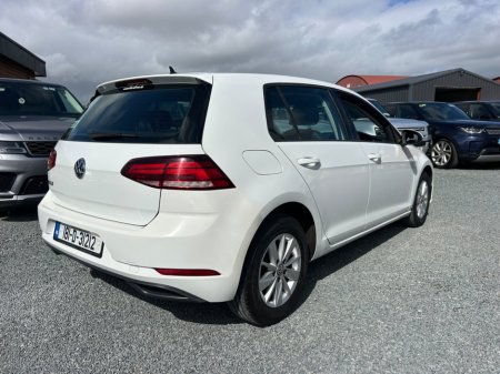 2018 Volkswagen Golf - photo 2
