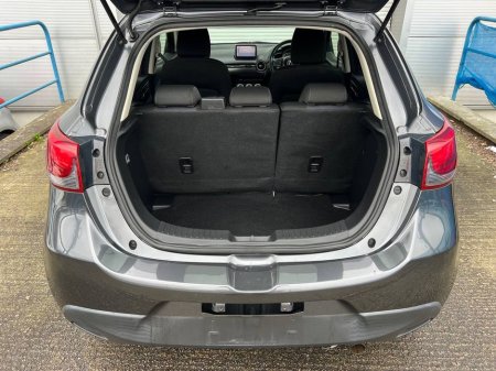 2016 Mazda Demio - thumbnail 13