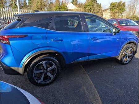 2023 Nissan Qashqai 1.3i M/Hyb SV Premium 2 Tone *PRICE DROP* €30,450 thumbnail
