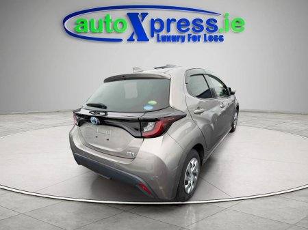 2020 Toyota Yaris - thumbnail 7