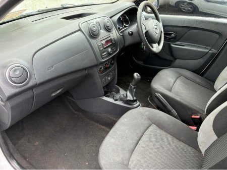 2015 Dacia Sandero ALTERNATIVE 1.5 DCI 90 4DR €6,750 thumbnail