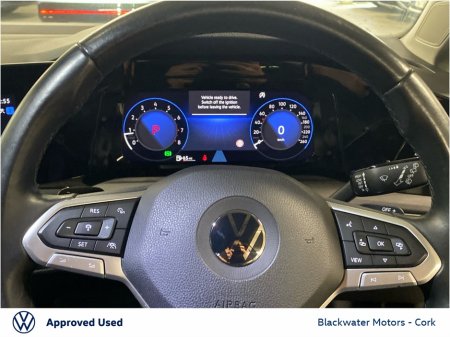 2020 Volkswagen Golf STYLE 1.5 TSI MHEV AUTOMATIC 150BHP €24,995 thumbnail