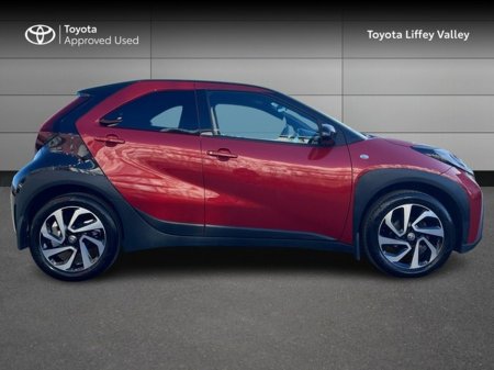 2023 Toyota Aygo X - thumbnail 3