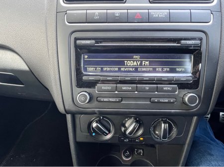 2012 Volkswagen Polo - thumbnail 8