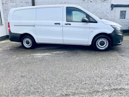 2023 Mercedes-Benz Vito - thumbnail 4