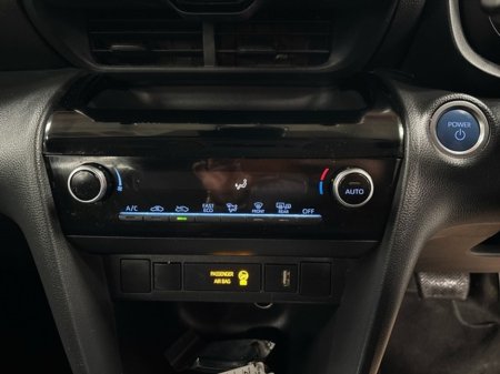 2024 Toyota Yaris Cross LUNA 4DR AUTO €27,950 thumbnail