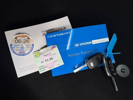 2016 Hyundai Santa Fe - thumbnail 38