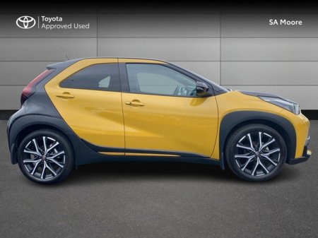 2026 Toyota Aygo X - thumbnail 3