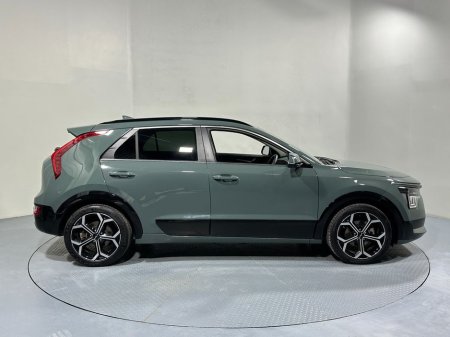 2023 Kia Niro - thumbnail 8