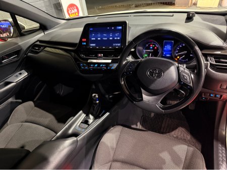 2018 Toyota C-HR 2018 Toyota C-HR Hybrid S-model (high spec) €19,249 thumbnail