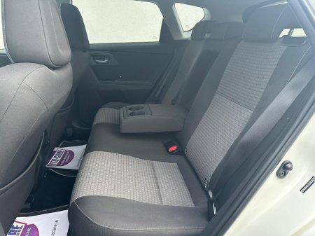 2018 Toyota Auris 1.8 HYBRID LUNA SPORT 136BHP AUTO LOW KM €16,450 thumbnail