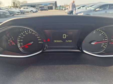 2019 Peugeot 308 - thumbnail 11