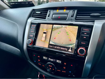 2020 Nissan Navara - thumbnail 24