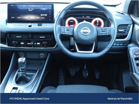 2023 Nissan Qashqai 1.3 PET MILD HYBRID SV PREMIUM thumbnail