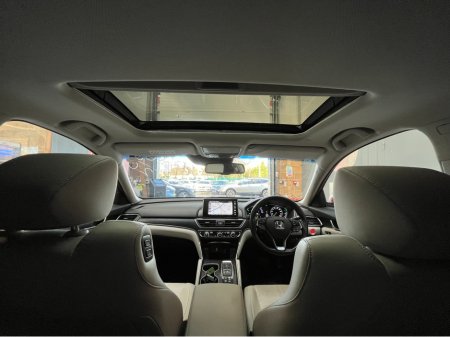 2020 Honda Accord €26950 2020 HONDA ACCORD EX 2.0 AUTOMATIC / CRUISE CONTROL / REVERSE CAMERA / ELECTRIC MEMORY & HEATED SEATS / PADDLE SHIFTERS / PANORAMIC SUNROOF €26,950 thumbnail