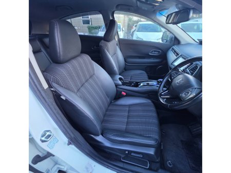 2017 Honda Vezel  €16,950 thumbnail